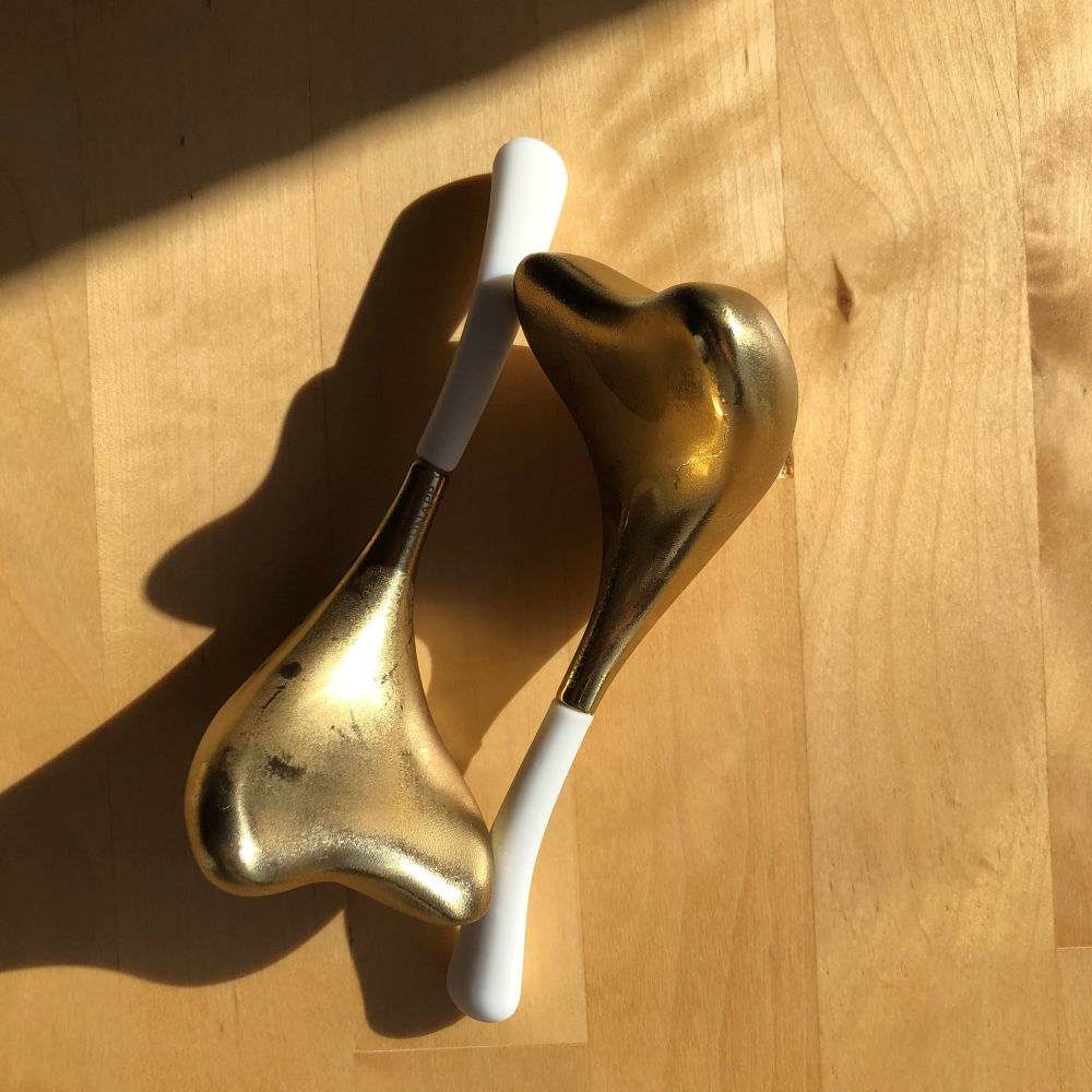 Cryo Face Sculpting Gua Sha for Wrinkles - Hypoallergenic and Instant Cool - Purrfect Pet Kingdom