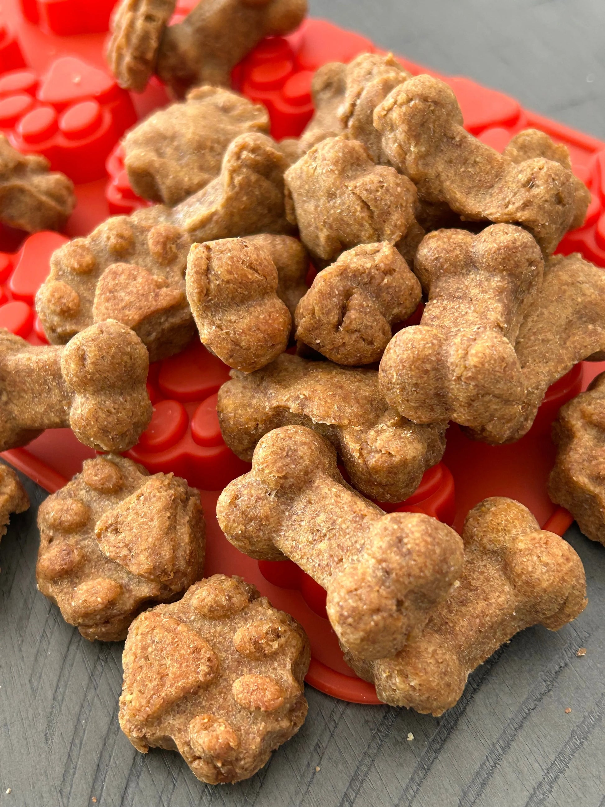 Lucy Loo Treats - Lucy Loo KONG Peanut Butter Banana Bacon Dog Treats 60g - Dog Treats