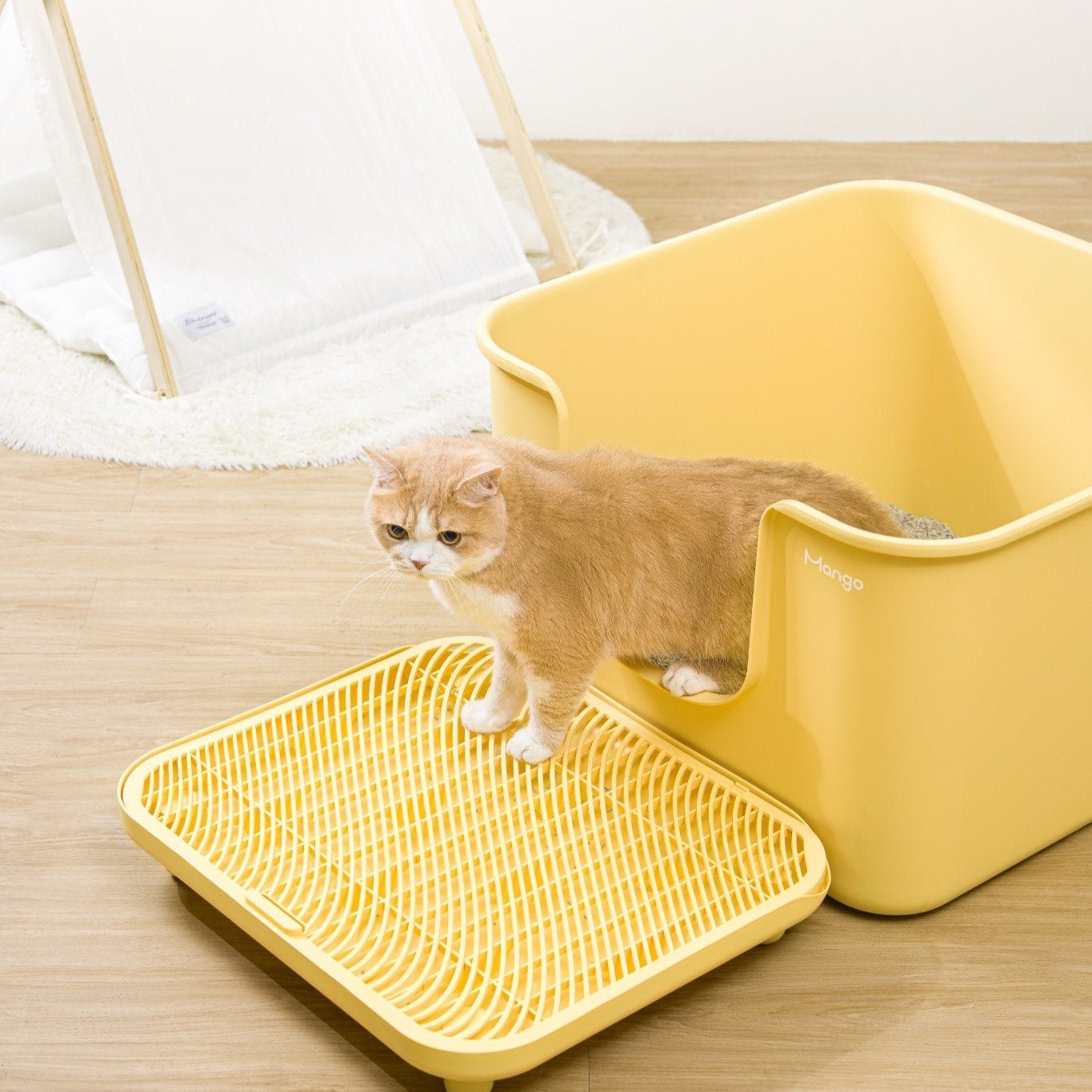 MangoPets Cat Litter Mat in Yellow, the best mat for cat litter box to keep floors clean and reduce tracking