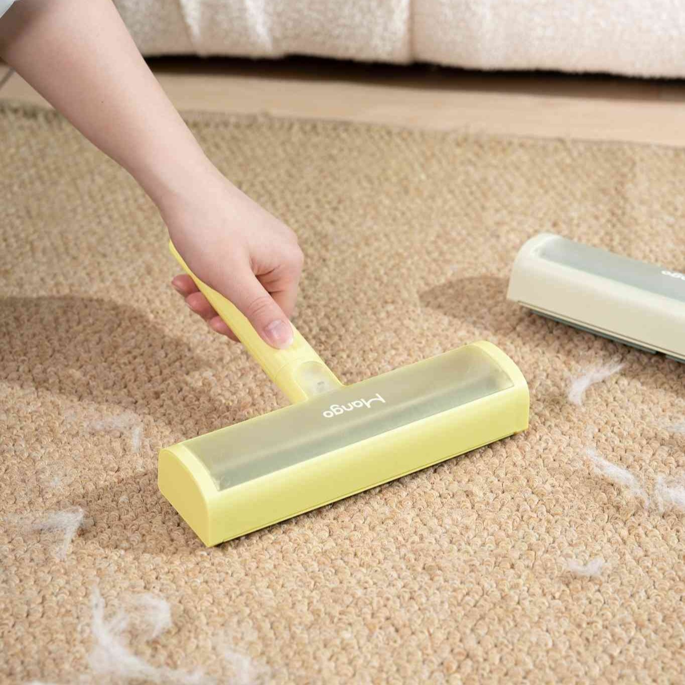 MangoPets reusable lint roller for pets effectively removes hair from carpets and rugs