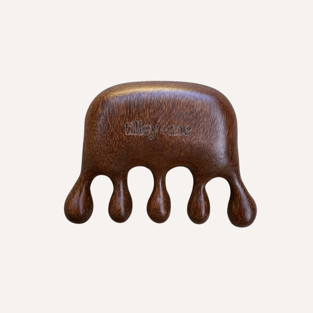 Sandalwood Pet Massage Tool – Relieves Shedding & Boosts Circulation - Purrfect Pet Kingdom