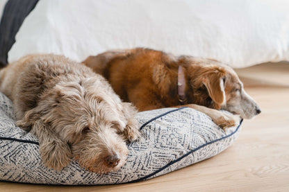 Round Pet Bed Sapphire Spaniel Blue Plush 🛏️