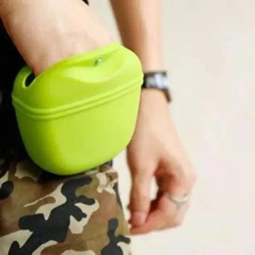 Portable Dog Training Treat Pouch Substantial Clip Cool Outdoor