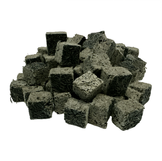 Super Cichlids Freeze-Dried Blackworms with Spirulina (All Natural, High Protein Fish Food)