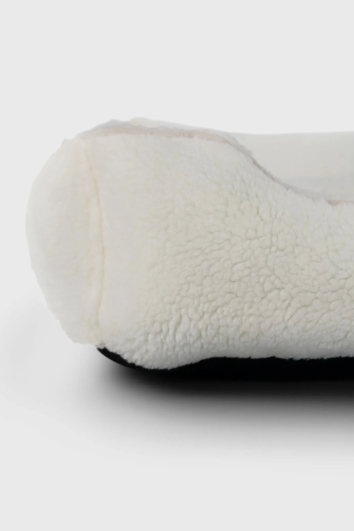 Purrfect Pet Kingdom® - Chester & Lee | Furry Sleeper Dog Bed Beige - Beds