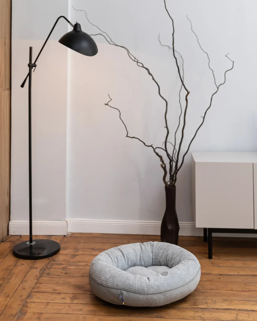 Purrfect Pet Kingdom® - Chester & Lee | Moonlight Gray Donut Dog Bed - Dog Beds