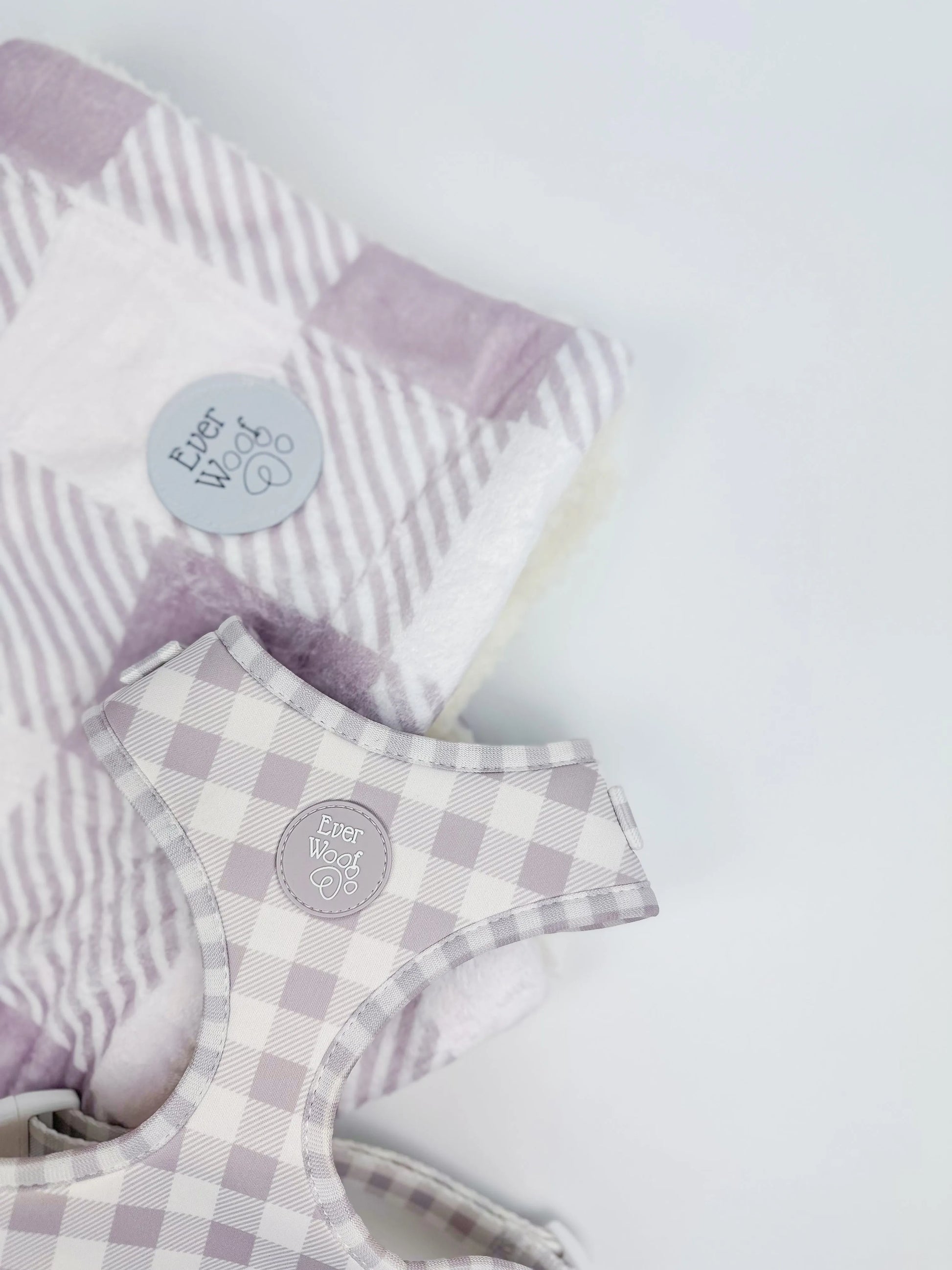 Purrfect Pet Kingdom - Sugar Plum Dog Blanket - Pet Bed Accessories