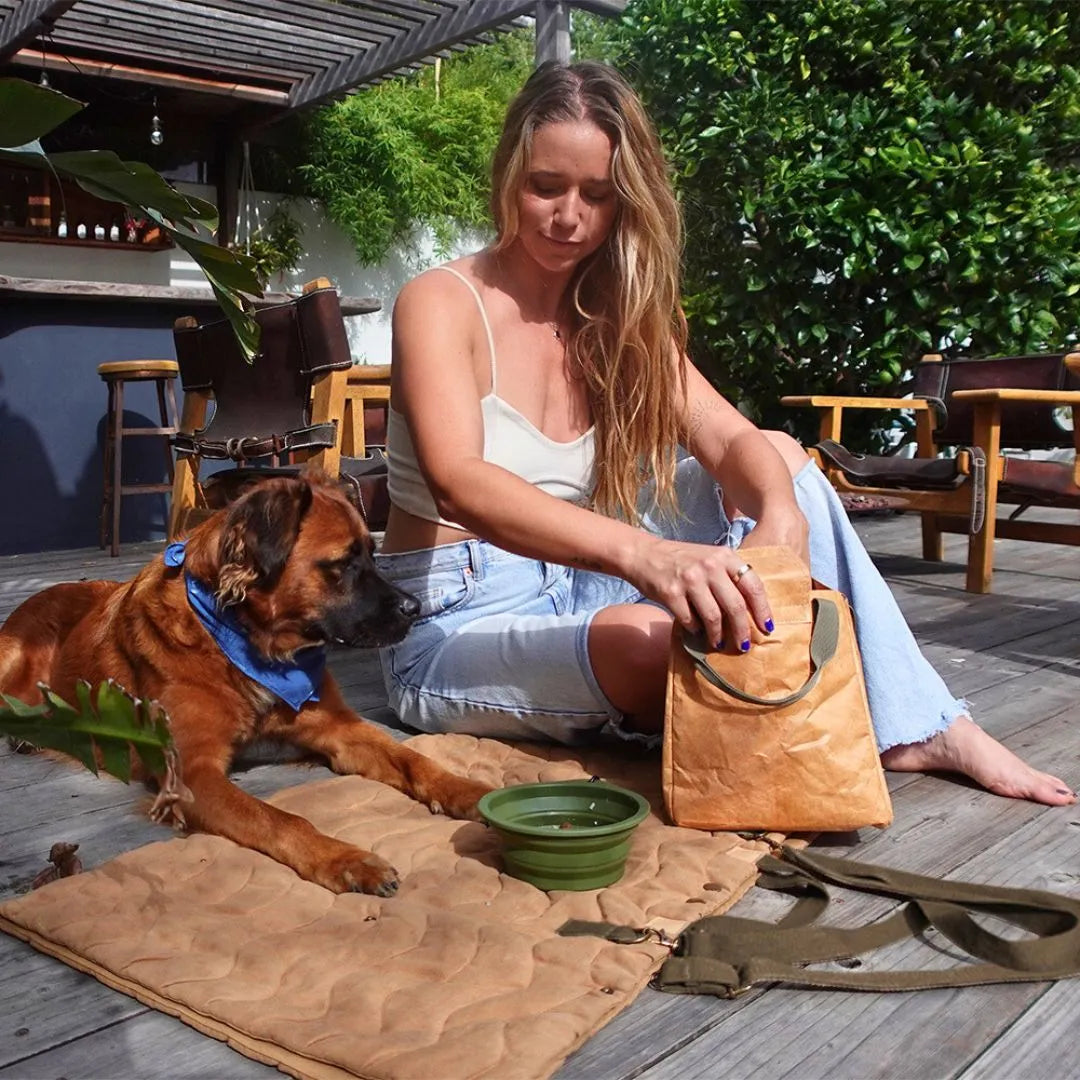 Purrfect Pet Kingdom® - Trekk Convertible Travel Mat - Portable Canvas Bed for Dogs - Dog Mats