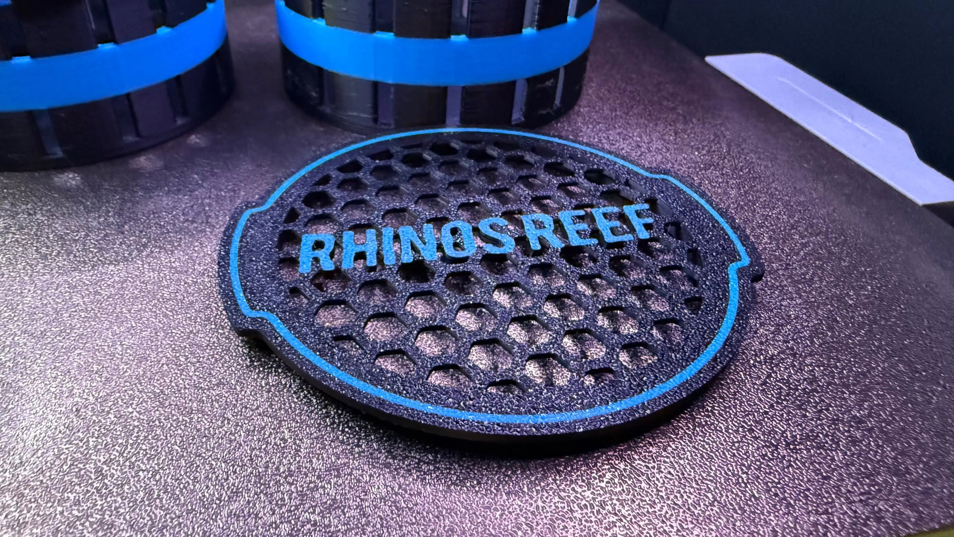 Rhino's Reef - Purrfect Pet Kingdom 3” Magnetic Mushroom Detention Center - Aquarium Supply