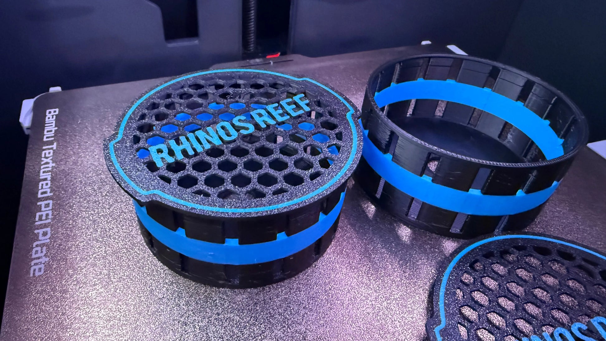 Rhino's Reef - Purrfect Pet Kingdom 3” Magnetic Mushroom Detention Center - Aquarium Supply