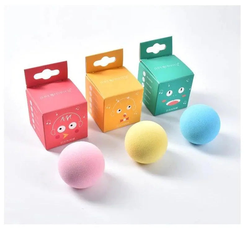 Stevvex Smart Cat Toys Interactive Ball in vibrant color, perfect for cat training and exercise, available in three sizes.