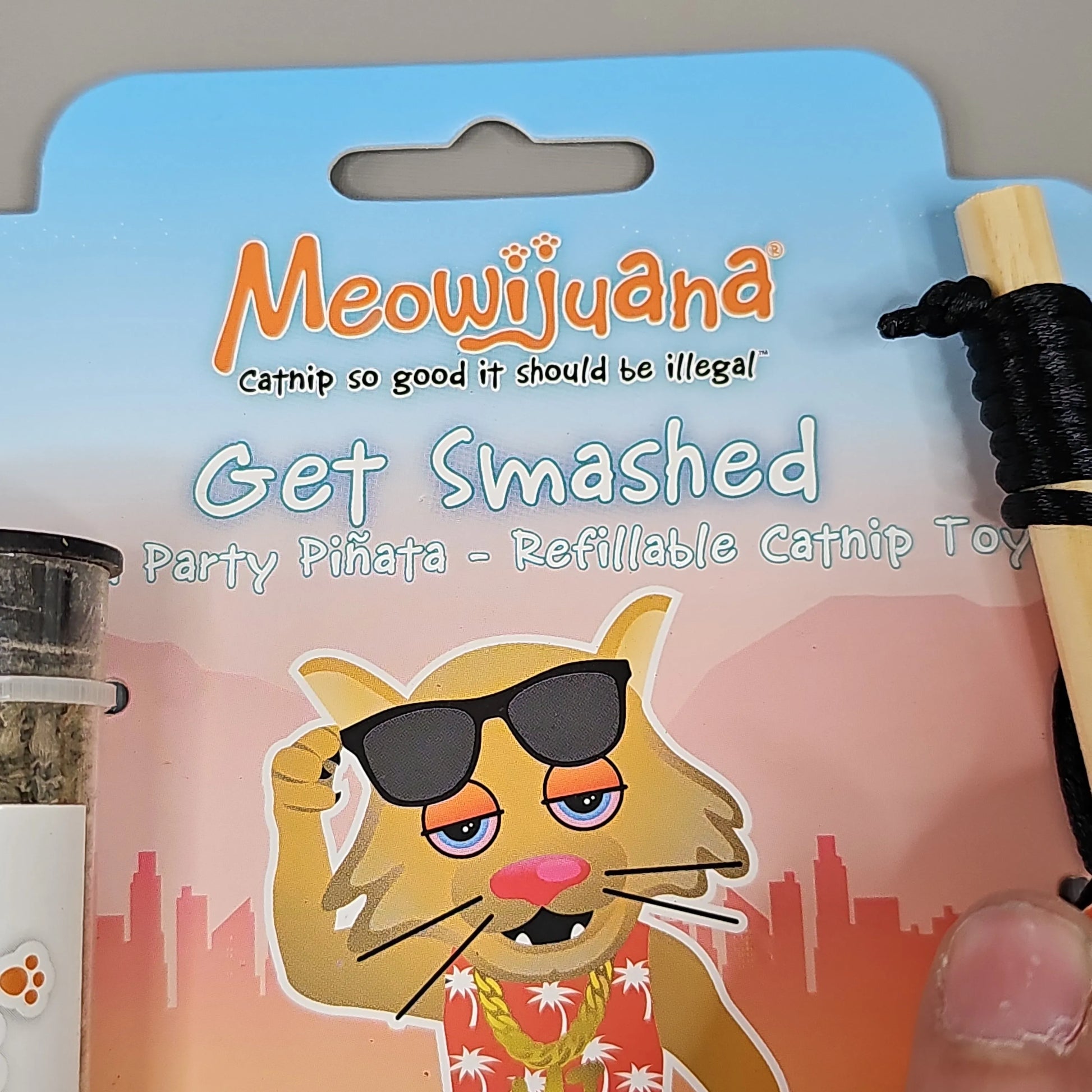 SMARTER PAW Meowijuana Organic Catnip Toy Get Smashed Llama Party Pinata by PayWut, colorful 3-inch cat toy for playful cats.