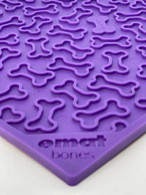 Purrfect Kingdom™ - Bones Emat Enrichment Lick Mat Toy