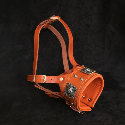 The "Eros" muzzle brown by BESTIA