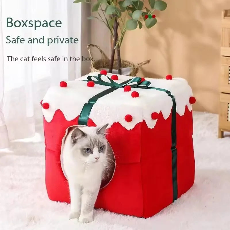 Warm holiday cat house in festive red with a soft, cozy design for cats to feel safe and secure